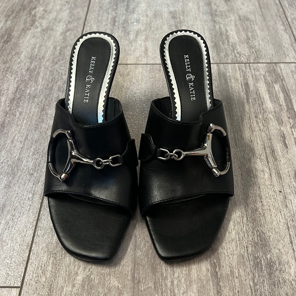 Kelly & Katie Black Buckle Wedge Heel- Size 7- NWOT